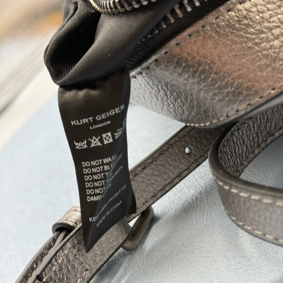 🆕 KURT GEIGER LONDON 🧿 NWOT Leather Crossbody Camera Bag, Gunmetal Silver - Picture 12 of 16